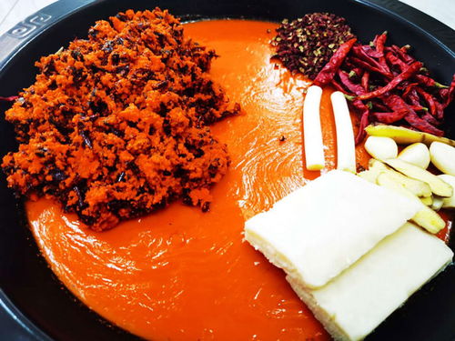 火锅底料厂家前十名：揭开餐桌背后的味觉风暴(图2)