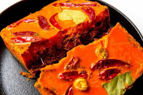 揭秘火锅界“省钱又出众”的终极方案：如何精准锁定高性价比火锅底料厂家？(图1)